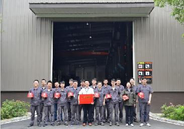 五四青年 | 與時間賽跑，讓機(jī)器也有溫度——制造二部喜獲長沙高新區(qū)“工人先鋒號”